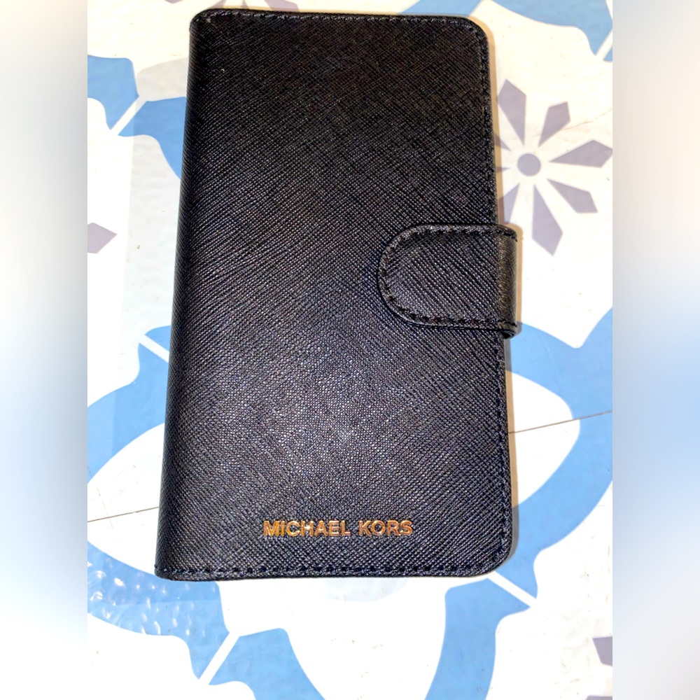 Michael Kors black leather phone case/ wallet- new!